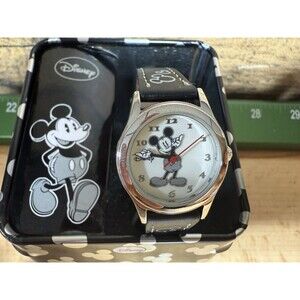 Women's MICKEY MOUSE Watch by DISNEY  w/ New Battery - Works Great!